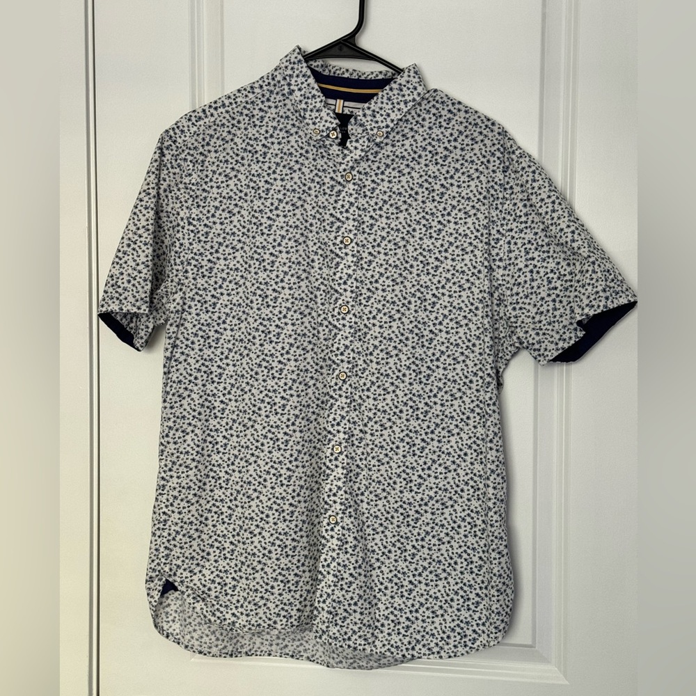 Denim & Flower - White casual floral pattern button down